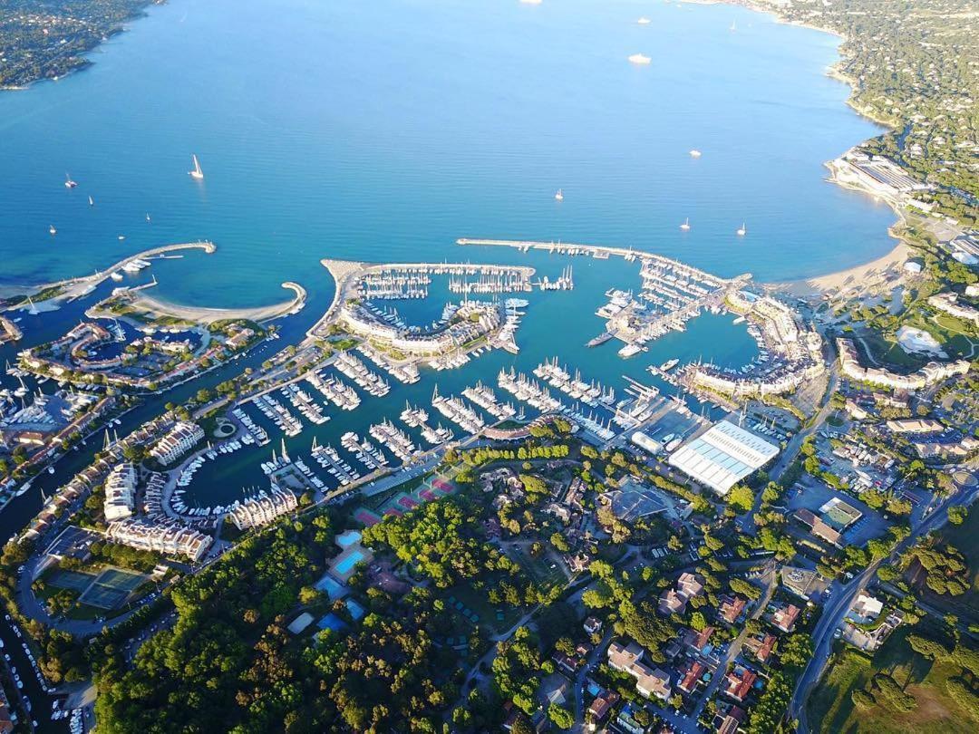 Marinesappartement, La Marina Tropezienne 100M Plage Wifi Fibre Коголен Екстериор снимка